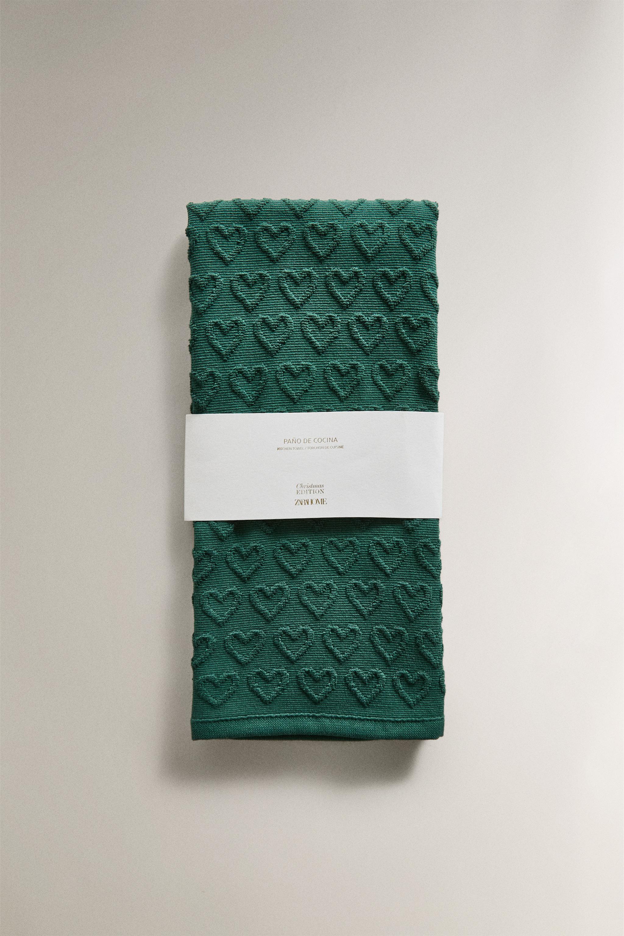 CHRISTMAS TERRYCLOTH COTTON KITCHEN TOWEL WITH HEARTS